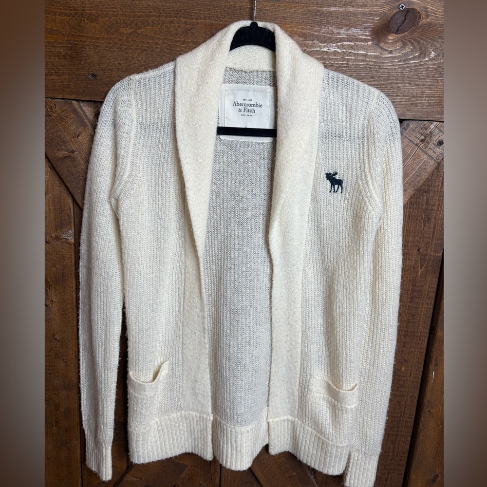 Abercrombie & Fitch Cream Cardigan